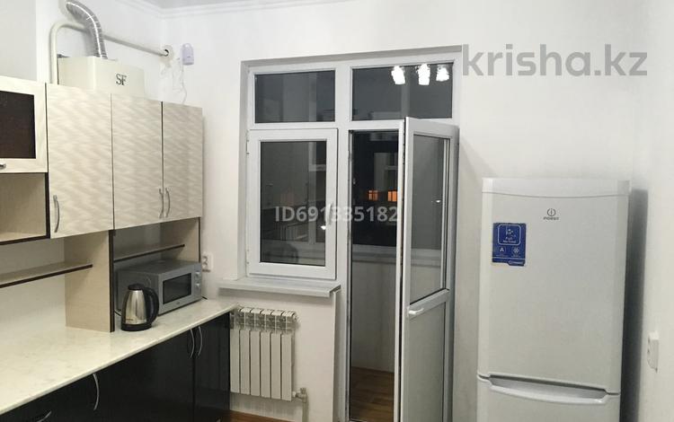 2-комнатная квартира, 60 м², 3/5 этаж помесячно, мкр Туран 21