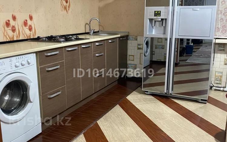2-комнатная квартира · 60 м² · 2 этаж, мкр Достык 65 — Аккогершин -Каргалинская за 200 000 ₸ в Алматы, Ауэзовский р-н — фото 2