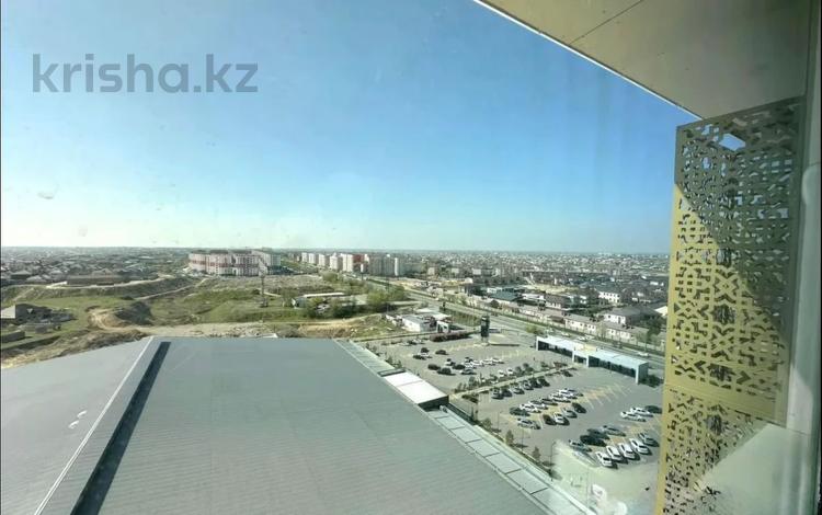 4-бөлмелі пәтер · 142.1 м² · 13/16 қабат, К. Толеметова 64, бағасы: 70 млн ₸ в Шымкенте — фото 2