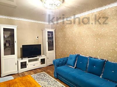 3-бөлмелі пәтер · 62 м² · 3/3 қабат, Пришахтинск ш/а., Донецкая 71, бағасы: 17 млн ₸ в Караганде, Алихана Бокейханова р-н