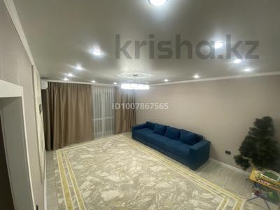 3-комнатная квартира · 100 м² · 7/9 этаж, Самал 114 за 35 млн ₸ в Уральске