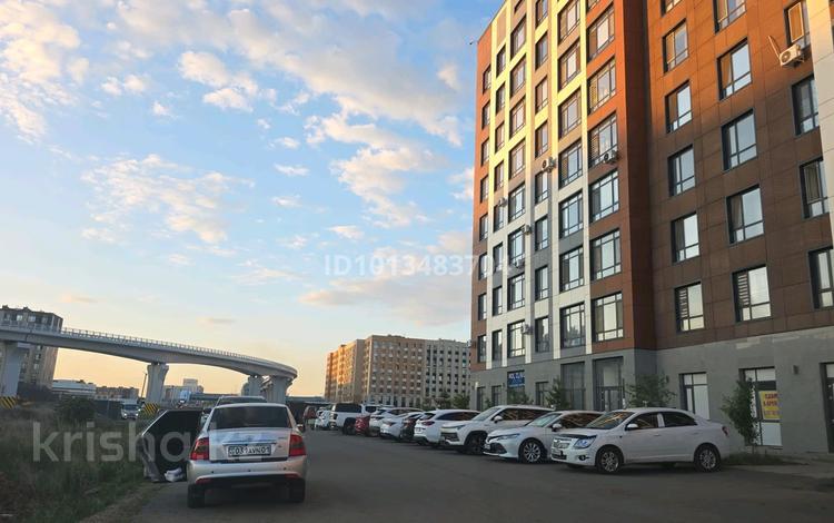 3-бөлмелі пәтер · 85.5 м² · 10/17 қабат, Шәмші Қалдаяқов 58/1 — Вокзала Нұрлы жол, бағасы: 52 млн ₸ в Астане, Алматы р-н — фото 2