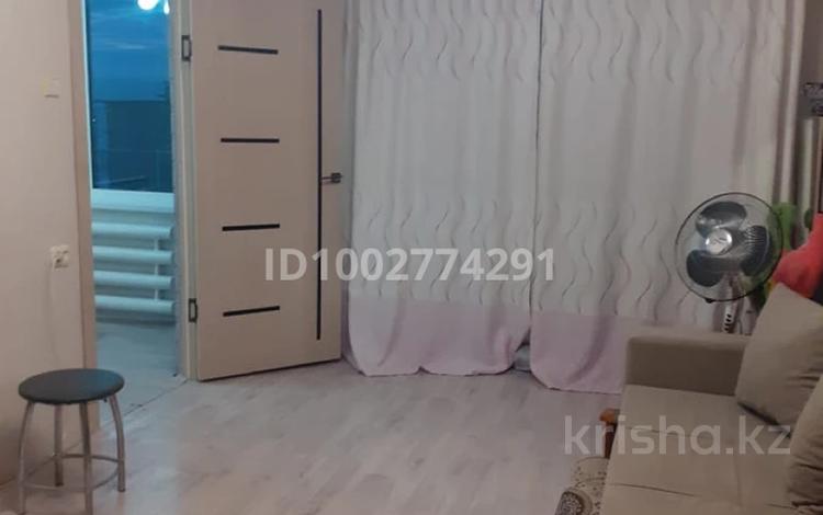3-бөлмелі пәтер · 48 м² · 5/5 қабат, Казахстанская 122 — Возле Рынока, бағасы: 8 млн ₸ в Шахтинске — фото 2