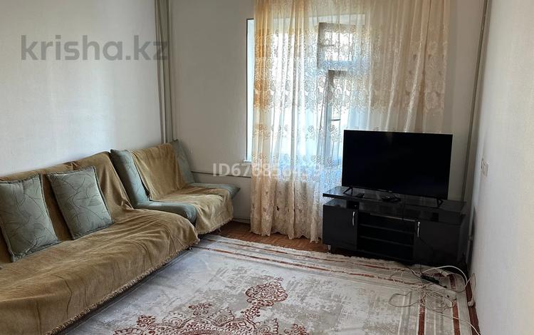 1-комнатная квартира · 40 м² · 4/5 этаж, 18-й микрорайон за 120 000 ₸ в Шымкенте, Аль-Фарабийский р-н — фото 11