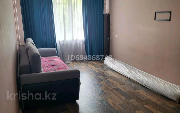 2-бөлмелі пәтер · 54 м², мкр Аксай-4, бағасы: 280 000 ₸ в Алматы, Ауэзовский р-н — фото 2
