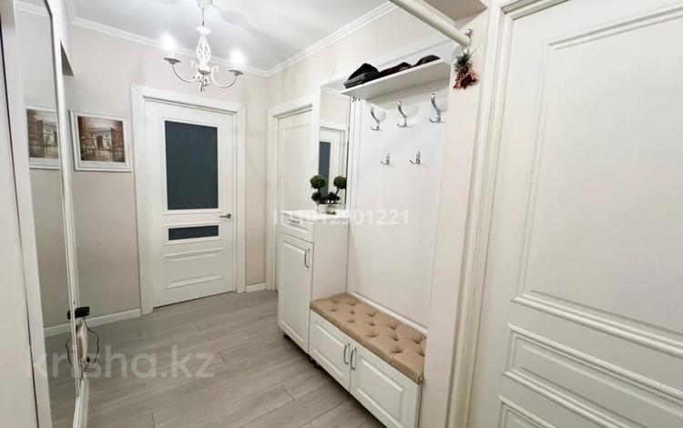 4-комнатная квартира · 73.48 м² · 1/4 этаж, 8 микрорайон за 55 млн ₸ в Алматы, Ауэзовский р-н — фото 2