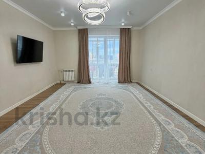 3-комнатная квартира · 100.2 м² · 8/9 этаж, Самал за 32 млн ₸ в Уральске
