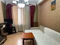2-комнатная квартира, 50 м², 4/4 этаж помесячно, Бухар-жырау 30 за 180 000 〒 в Караганде, Казыбек би р-н