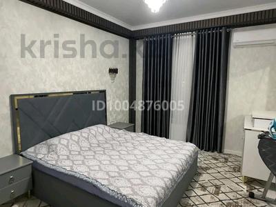 2-комнатная квартира · 80 м² · 2/3 этаж, Альқожа ата 15 за 18 000 〒 в Туркестане