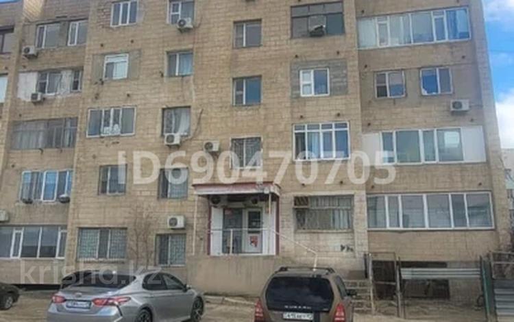 3-бөлмелі пәтер, 71 м², 4/5 қабат, 22-й мкр 17, бағасы: 16 млн 〒 в Актау, 22-й мкр — фото 2