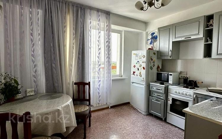 2-комнатная квартира · 54.7 м² · 7/9 этаж, Карагайлы 29 за 19.9 млн ₸ в Семее — фото 2