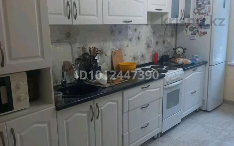 3-комнатная квартира · 62 м² · 3/9 этаж, Торайгырова 6 — Китайская стена за 33 млн ₸ в Павлодаре — фото 2