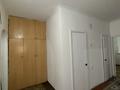 2-комнатная квартира · 64 м² · 1/7 этаж, мкр Аксай-1А 5 за 250 000 ₸ в Алматы, Ауэзовский р-н — фото 2