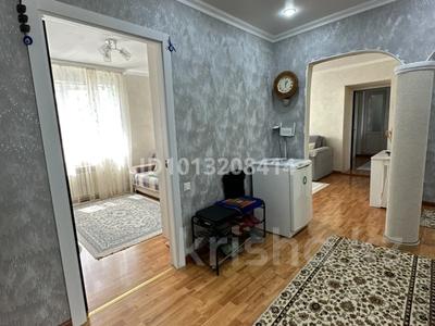 4-комнатная квартира · 97 м² · 5/9 этаж, Старый город, Матросова — Находится возле колледжа им. М.Маметова за 30 млн ₸ в Актобе