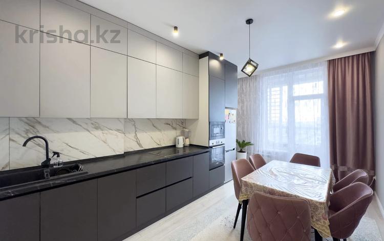 2-комнатная квартира · 65 м² · 18/19 этаж, Нажимеденова 23 за 41 млн ₸ в Астане, Сарайшык р-н — фото 2