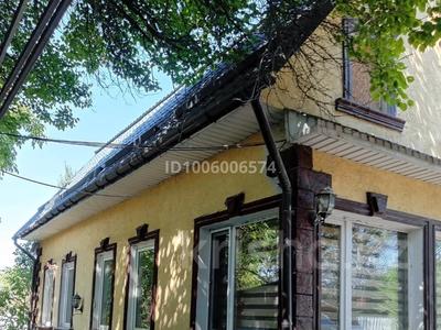 Отдельный дом · 6 комнат · 180 м² · 7 сот., Разъездная за 248.7 млн 〒 в Алматы, Медеуский р-н