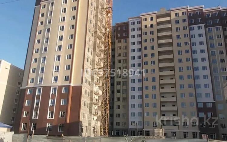 1-комнатная квартира, 41 м², 8/15 этаж, 17-й мкр 87/4