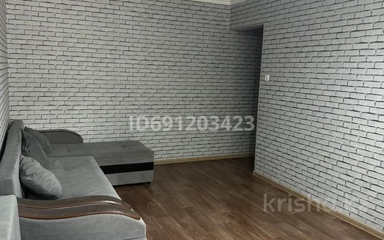 2-бөлмелі пәтер · 45 м², мкр №11 14, бағасы: 250 000 ₸ в Алматы, Ауэзовский р-н — фото 13
