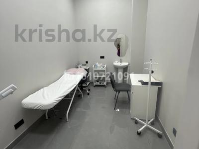 Кабинеты и рабочие места · 12 м² за 190 000 ₸ в Астане, Нура р-н