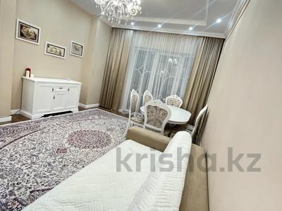 3-комнатная квартира · 76 м² · 12/19 этаж, Шахтеров — Букетова за 45.5 млн 〒 в Караганде, Казыбек би р-н