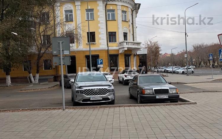 3-комнатная квартира · 93 м² · 2/3 этаж, улица Абая 18 за 49 млн ₸ в Караганде, Казыбек би р-н — фото 34