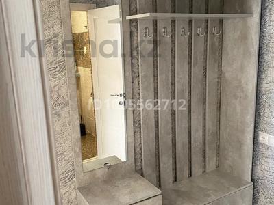 1-бөлмелі пәтер · 33 м² · 5/5 қабат, Бурова 19/1, бағасы: 180 000 〒 в Усть-Каменогорске
