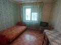 1-комнатная квартира, 12 м², 3/5 этаж, ларина 11 за 4 млн 〒 в Уральске