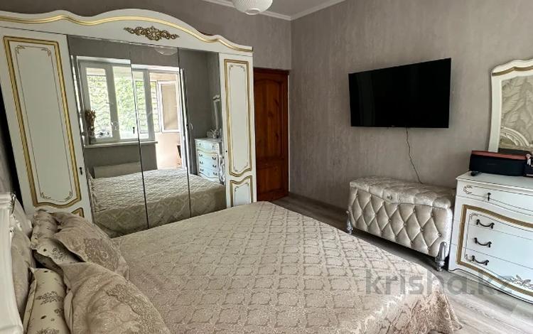 1-бөлмелі пәтер · 35 м² · 4/5 қабат, мкр Айнабулак-4, бағасы: 25.5 млн ₸ в Алматы, Жетысуский р-н — фото 2