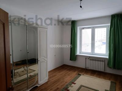 2-бөлмелі пәтер · 60 м² · 2/5 қабат, мкр. Зачаганск пгт, Мурата Монкеулы — Алтындар супермаркет, бағасы: 150 000 ₸ в Уральске