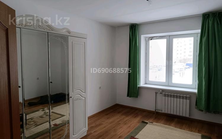 2-бөлмелі пәтер · 60 м² · 2/5 қабат, мкр. Зачаганск пгт, Мурата Монкеулы — Алтындар супермаркет, бағасы: 150 000 ₸ в Уральске — фото 2