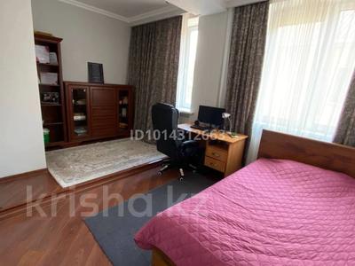 4-бөлмелі пәтер · 136.1 м² · 2/4 қабат, Таусамалы ш/а., Ш. Айтматова 24А, бағасы: 93.8 млн ₸ в Алматы, Наурызбайский р-н