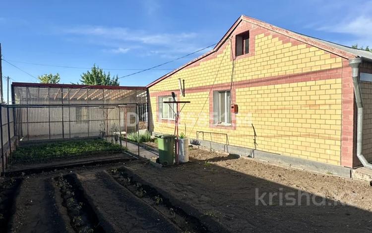 Отдельный дом · 4 комнаты · 90 м² · 6 сот., Республика 38 за 30 млн ₸ в Аршалы — фото 2