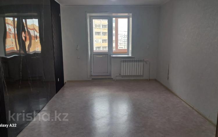 3-комнатная квартира · 82.3 м² · 7/9 этаж, Ладожская 15 за 34 млн ₸ в Павлодаре — фото 2