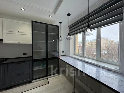 3-бөлмелі пәтер · 110 м² · 4/9 қабат, Кулманова 152, бағасы: 42 млн ₸ в Атырау