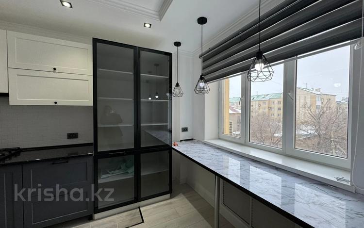3-бөлмелі пәтер · 110 м² · 4/9 қабат, Кулманова 152, бағасы: 42 млн ₸ в Атырау — фото 3
