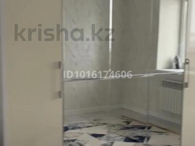 3-комнатная квартира · 86 м² · 1/9 этаж, мкр. Алтын орда 350/1 за 200 000 ₸ в Актобе