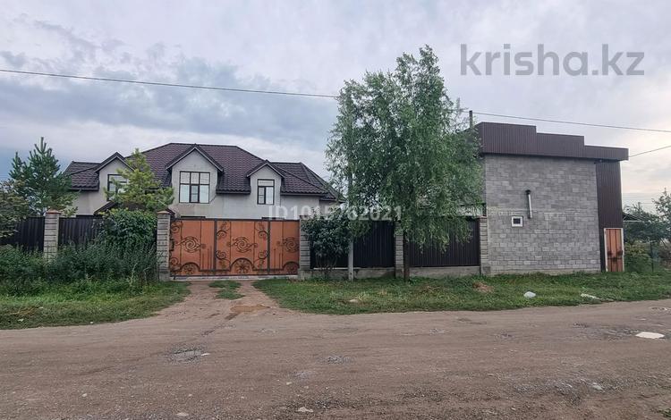 Отдельный дом · 8 комнат · 400 м² · 16 сот., Новая 32 — 4 этажное здание за 187 млн ₸ в  — фото 2