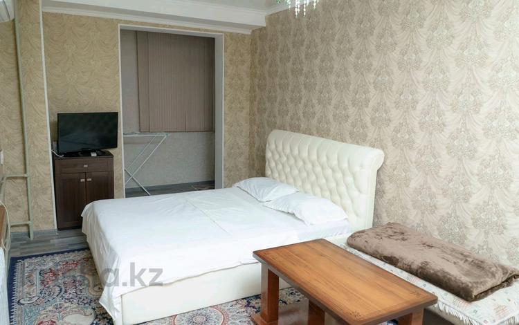 1-комнатная квартира · 33 м² · 10/12 этаж, Желтоксан 32 за 130 000 ₸ в Шымкенте, Аль-Фарабийский р-н — фото 2