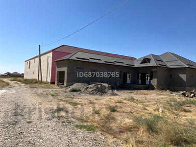 Отдельный дом · 7 комнат · 300 м² · 8 сот., мкр Достык за 40 млн 〒 в Шымкенте, Абайский р-н