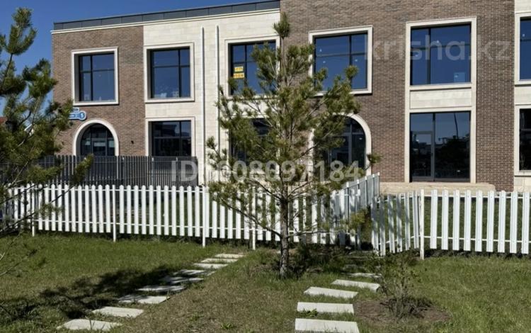 5-бөлмелі пәтер · 165 м², Н. Тесла, бағасы: 145 млн ₸ в Астане, Есильский р-н — фото 12