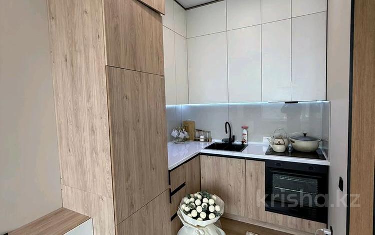 1-комнатная квартира · 45 м² · 12/12 этаж, К. Толеметова за 300 000 〒 в Шымкенте — фото 2