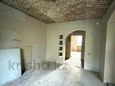 3-комнатная квартира · 68 м² · 2/2 этаж, Байсеитова * за 5.5 млн 〒 в Темиртау