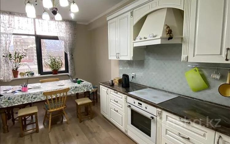 4-бөлмелі пәтер · 160 м² · 8/13 қабат, мкр Коктем-1, Маркова — Попова, бағасы: 146 млн ₸ в Алматы, Бостандыкский р-н — фото 24