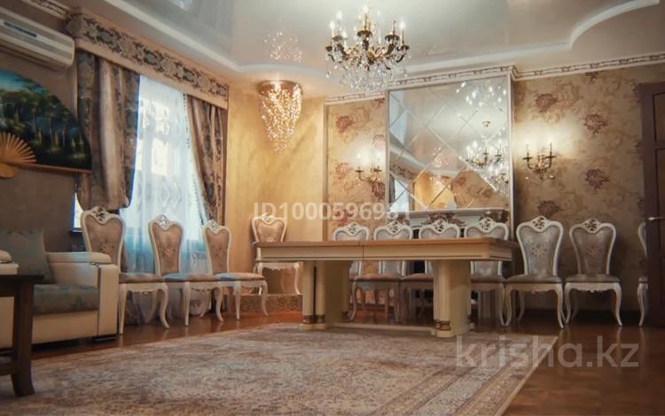 Дом · 9 комнат · 500 м², Шевченко 5 за 120 000 〒 в Шымкенте, Аль-Фарабийский р-н — фото 13