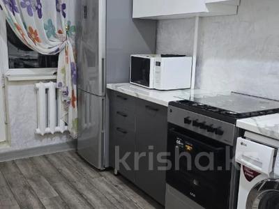 3-комнатная квартира · 48 м² · 2/5 этаж, Валиханова 183 за 180 000 ₸ в Талдыкоргане