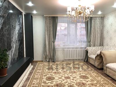 4-комнатная квартира · 77 м² · 6/9 этаж, мкр Юго-Восток, 27й микрорайон за 28.5 млн ₸ в Караганде, Казыбек би р-н