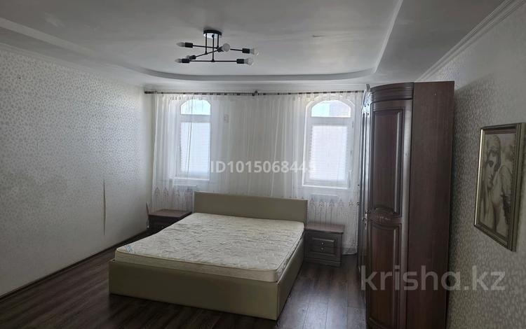 Отдельный дом · 5 комнат · 250 м² · 6 сот., мкр Сарыкамыс-2, Алтыбакан 28 за 35 млн ₸ в Атырау — фото 2