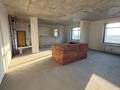 3-комнатная квартира · 90.8 м² · 15/18 этаж, мкр Юго-Восток, Строителей за 42.5 млн 〒 в Караганде, Казыбек би р-н — фото 3