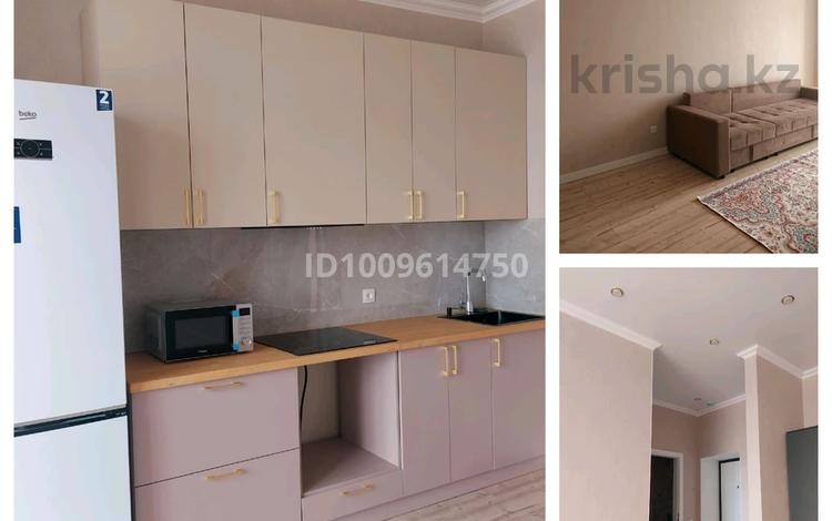 1-комнатная квартира · 42 м² · 5/12 этаж, Улица А 52, 8 8 за 210 000 ₸ в Астане, Сарайшык р-н — фото 2