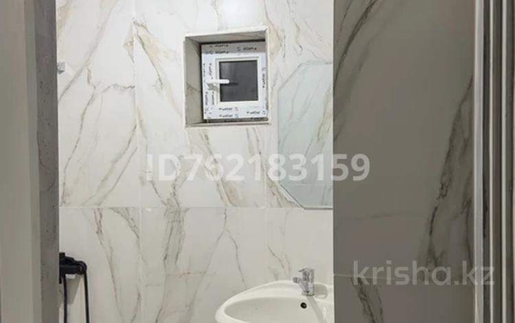 1-комнатная квартира · 50 м² · 1 этаж, Улица Нусупбекова, 177 за 170 000 ₸ в Алматы — фото 2